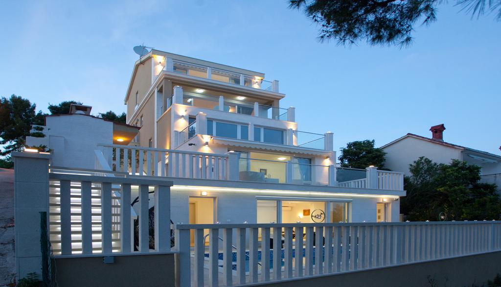 Apartments Villa Anamaria Трогир Екстериор снимка
