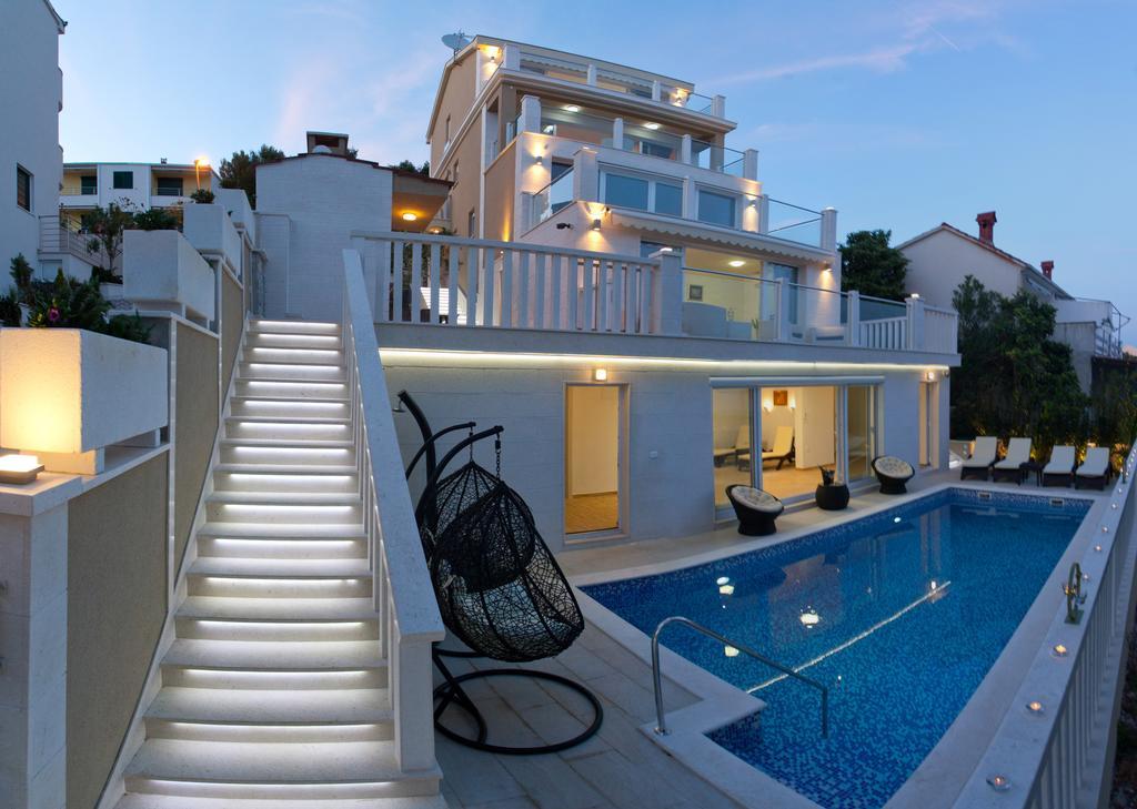 Apartments Villa Anamaria Трогир Екстериор снимка