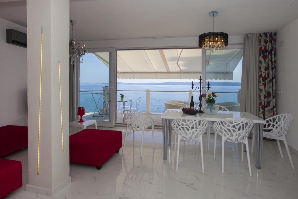 Apartments Villa Anamaria Трогир Екстериор снимка