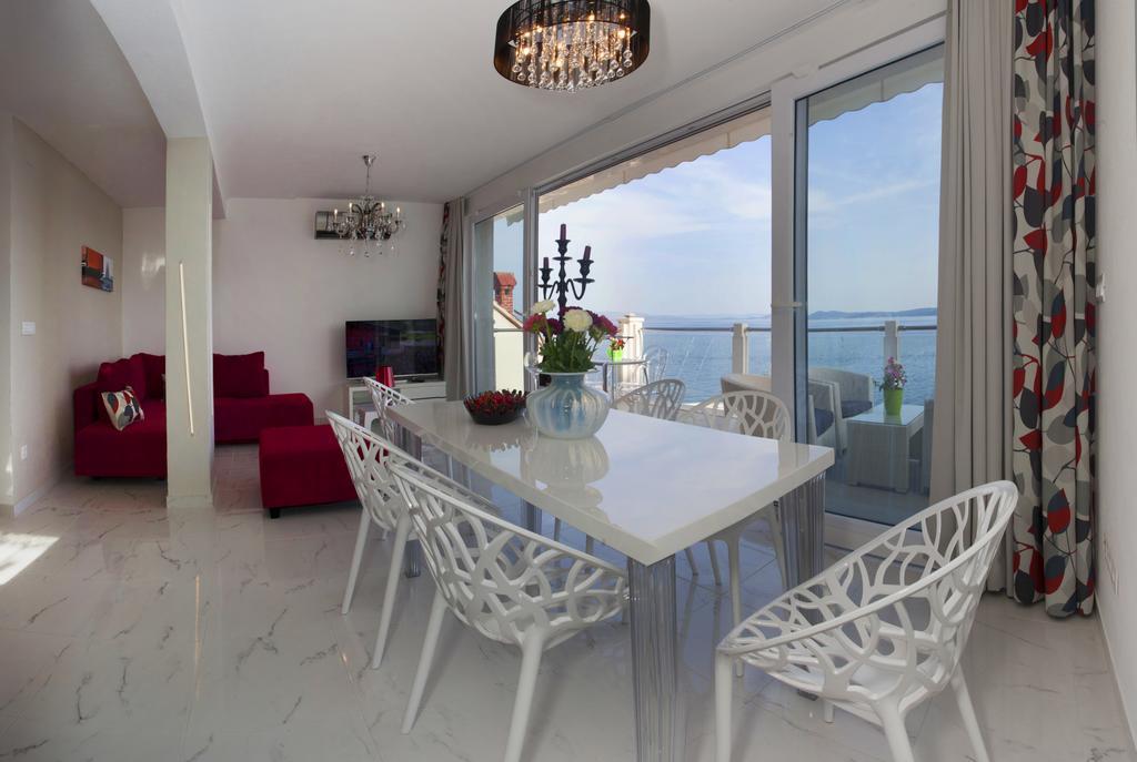Apartments Villa Anamaria Трогир Екстериор снимка